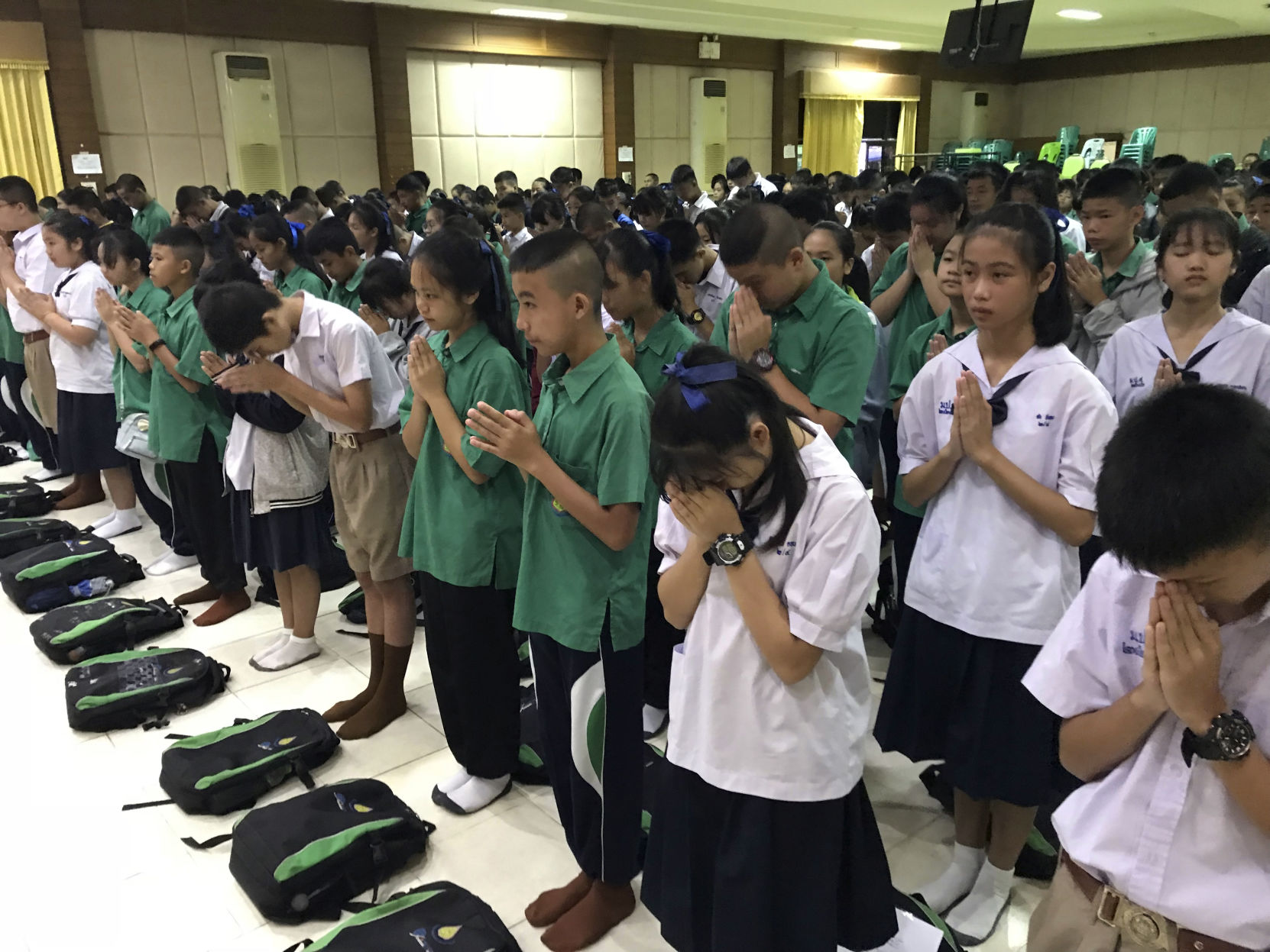Thailand Cave Search Pray